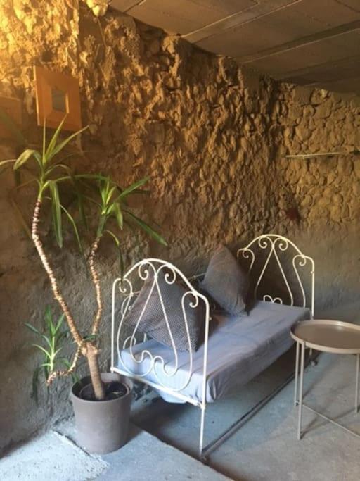 Joli Appartement Les Archers Montpeyroux (Puy-de-Dome) Exterior foto
